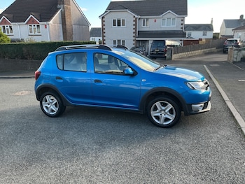 2015 (15) - 0.9 TCe Ambiance 5dr