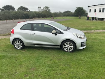 Used Kia Rio 2015 for sale - 79732093: Photo