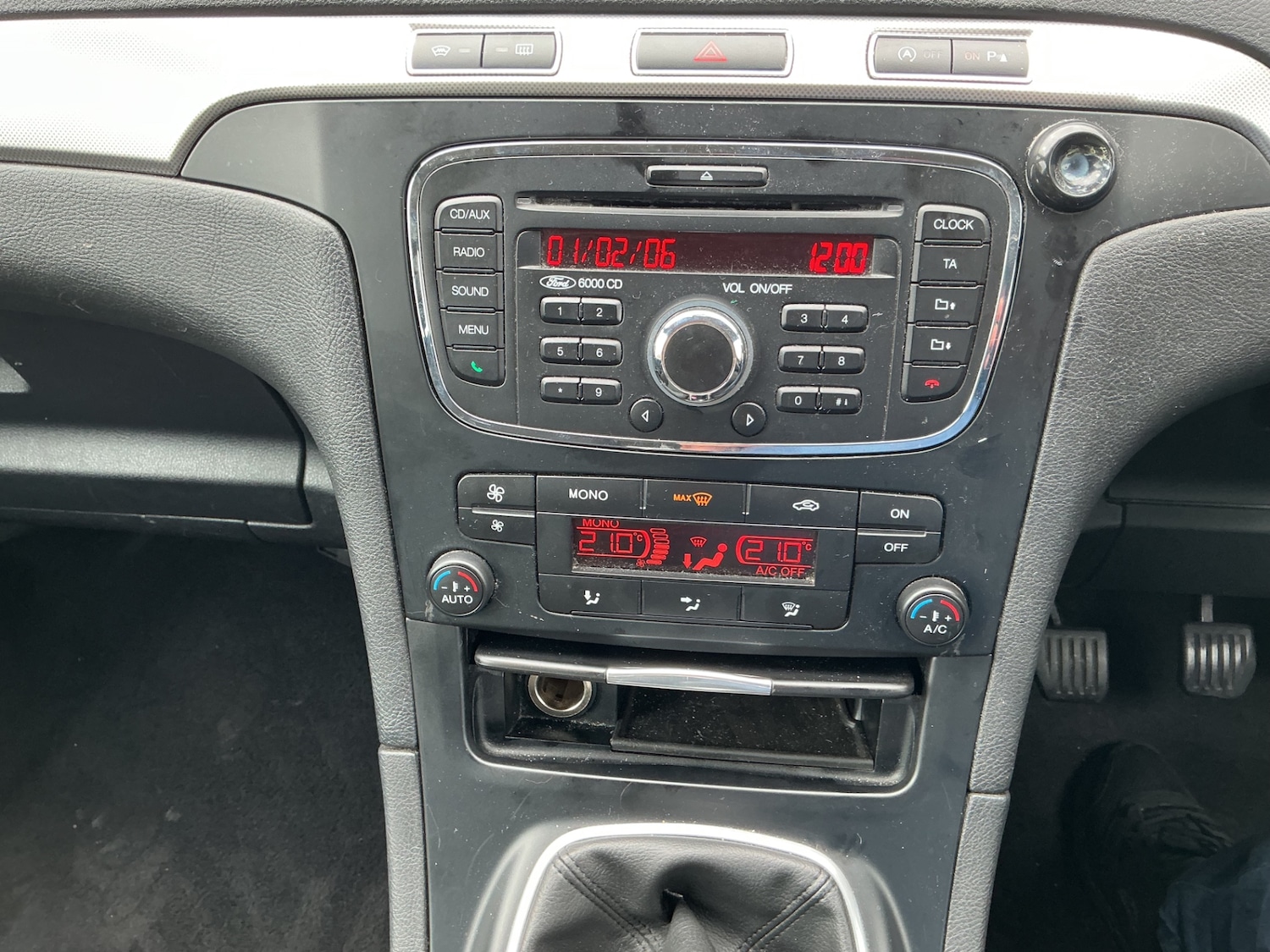 Used Ford S-Max 2014 for sale - 77915790: Photo 16