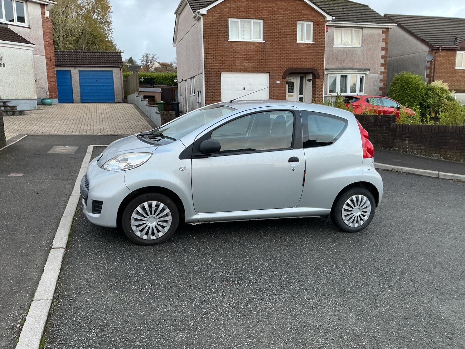 Used Peugeot 107 2012 for sale - 76507776: Photo 5