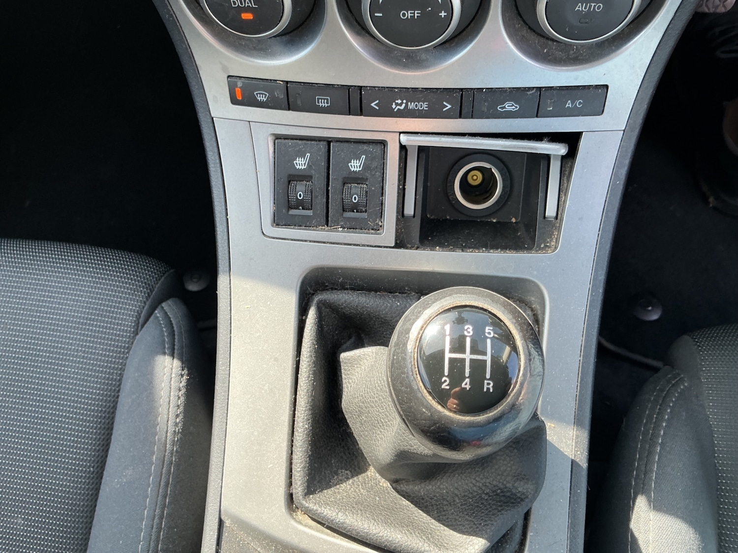 Used Mazda Mazda3 2011 for sale - 77934477: Photo 14