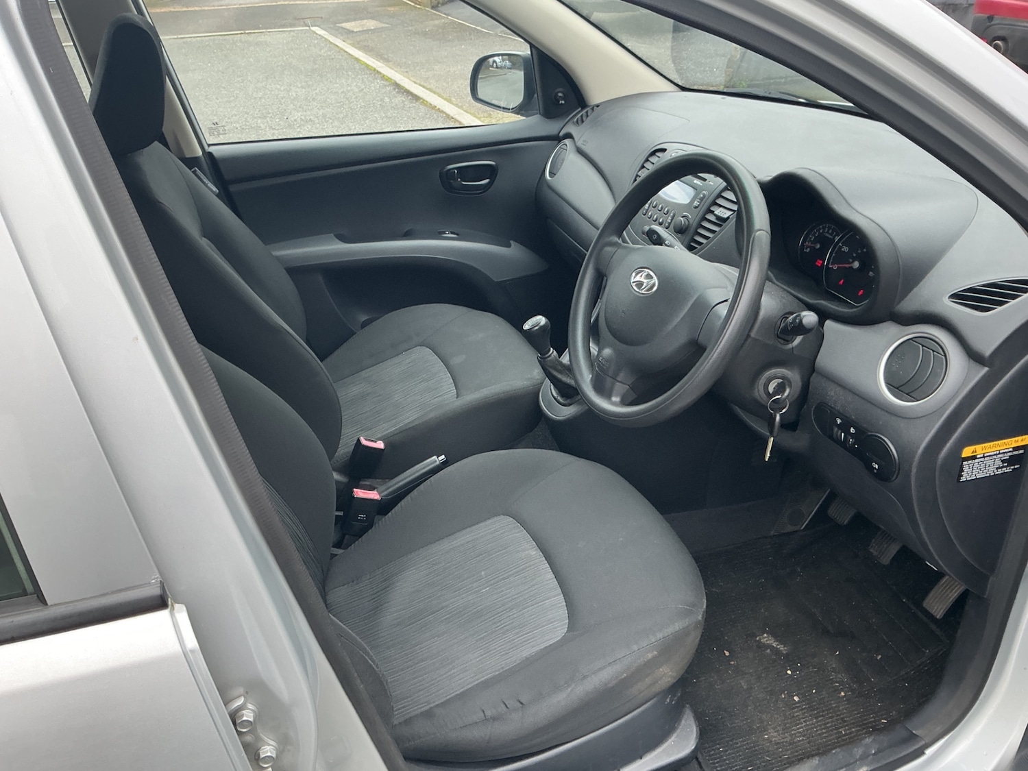 Used Hyundai i10 2012 for sale - 77681326: Photo 11