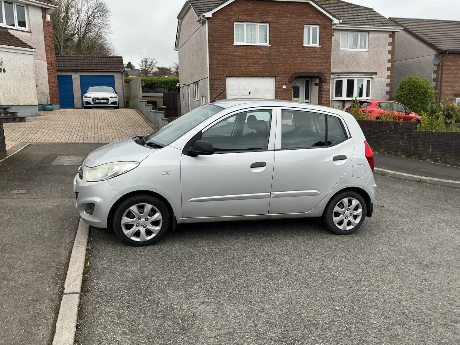 Used Hyundai i10 2012 for sale - 77681326: Photo 5