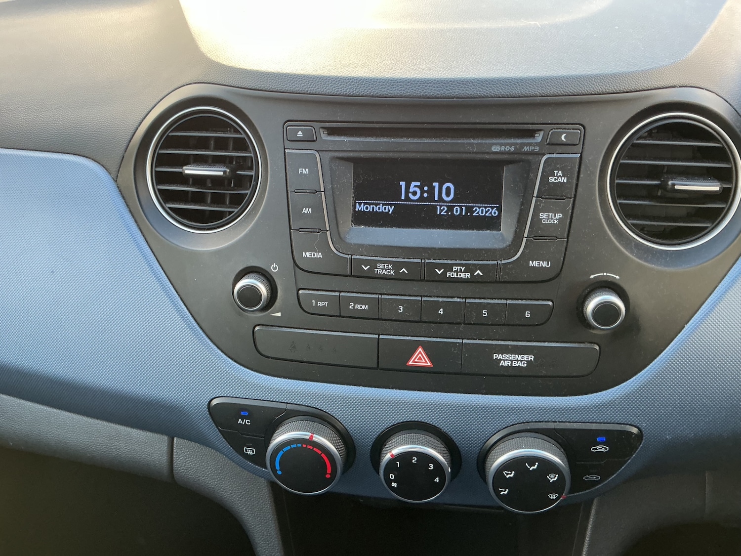 Used Hyundai i10 2015 for sale - 77173402: Photo 17