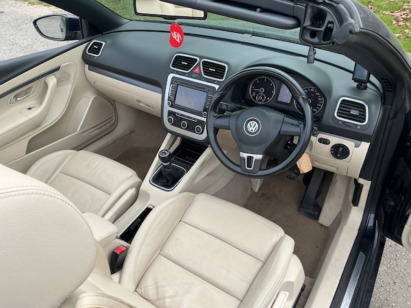 Used Volkswagen EOS 2010 for sale - 76265436: Photo 12