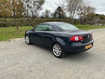 Used Volkswagen EOS 2010 for sale - 76265436: Photo 3
