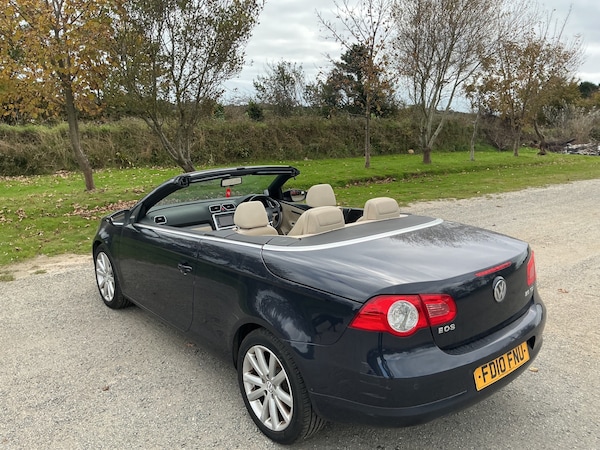 Used Volkswagen EOS 2010 for sale - 76265436: Photo 8