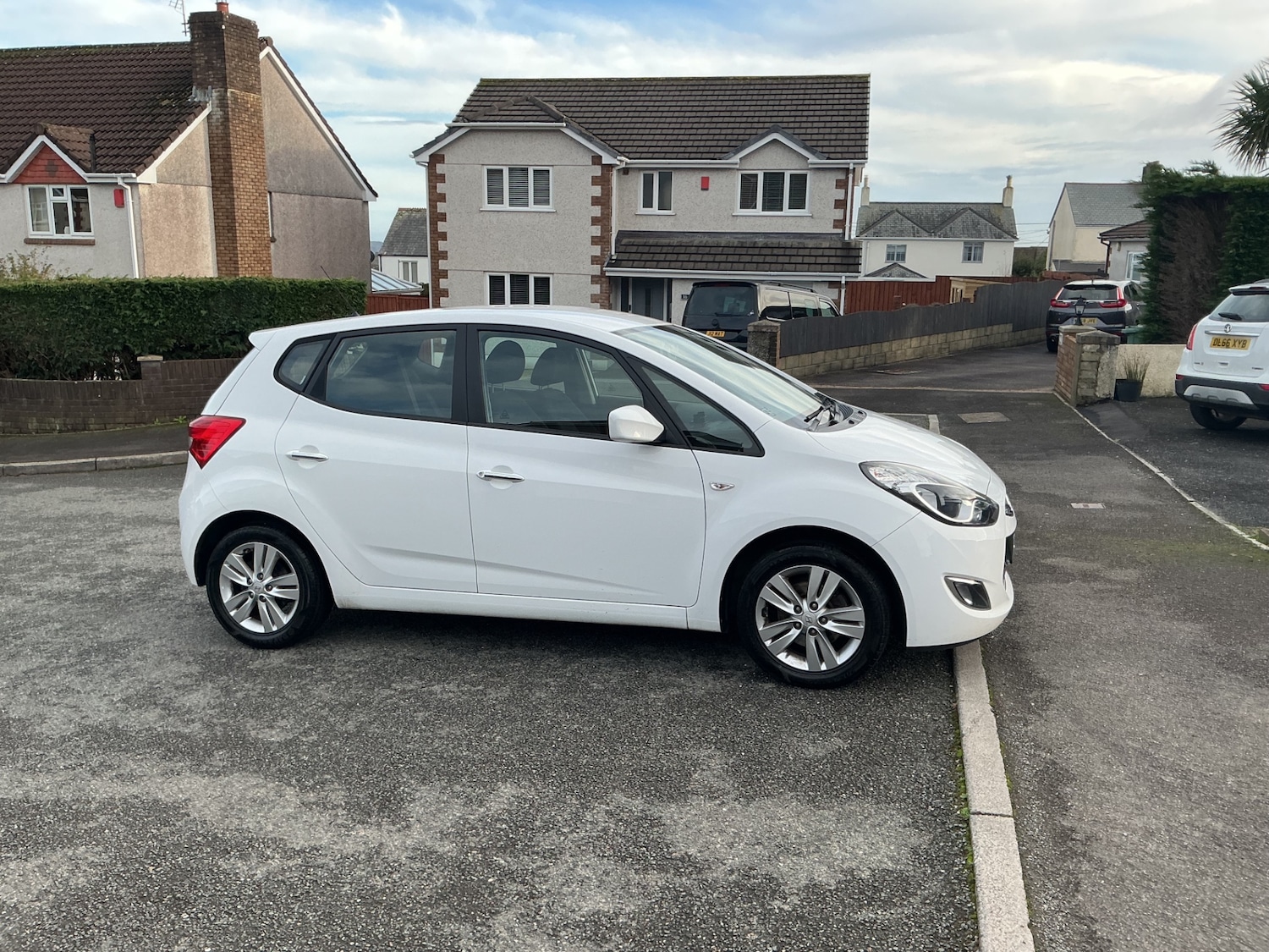 Used Hyundai Ix20 2015 for sale - 76590092: Photo 1