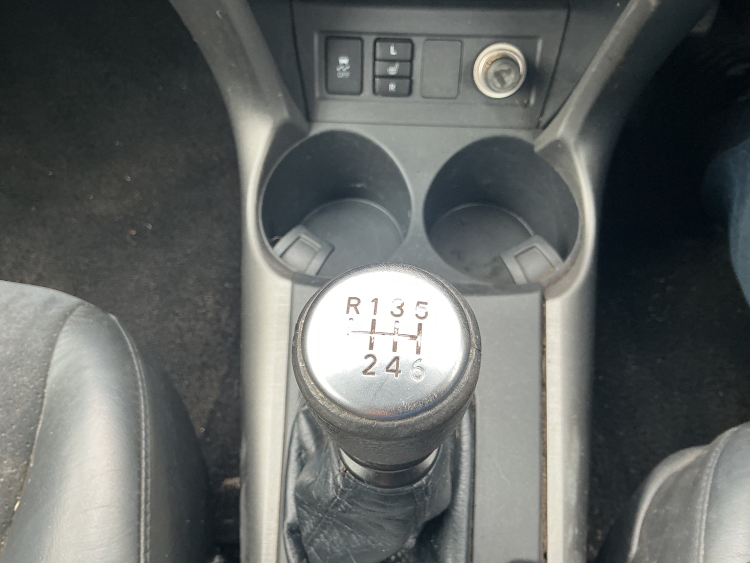 Used Toyota RAV4 2011 for sale - 77998709: Photo 14