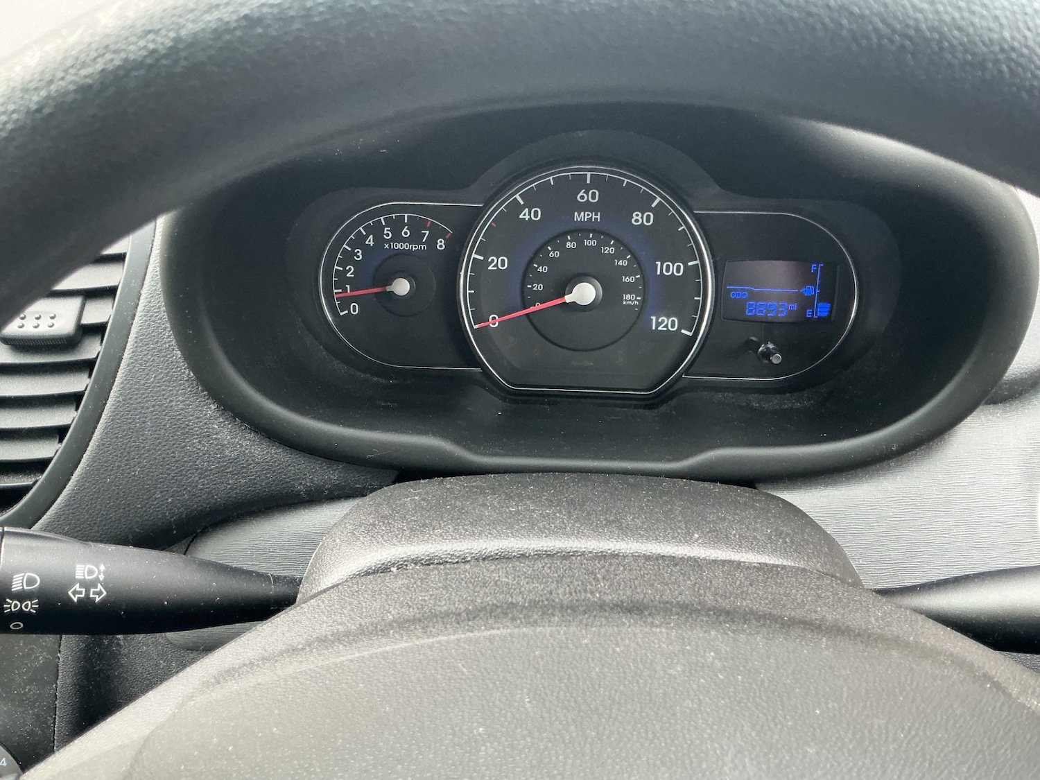 Used Hyundai i10 2012 for sale - 76940477: Photo 16