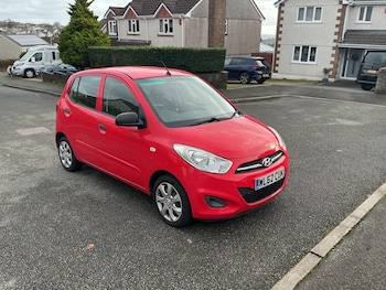 Used Hyundai i10 2012 for sale - 76940477: Photo