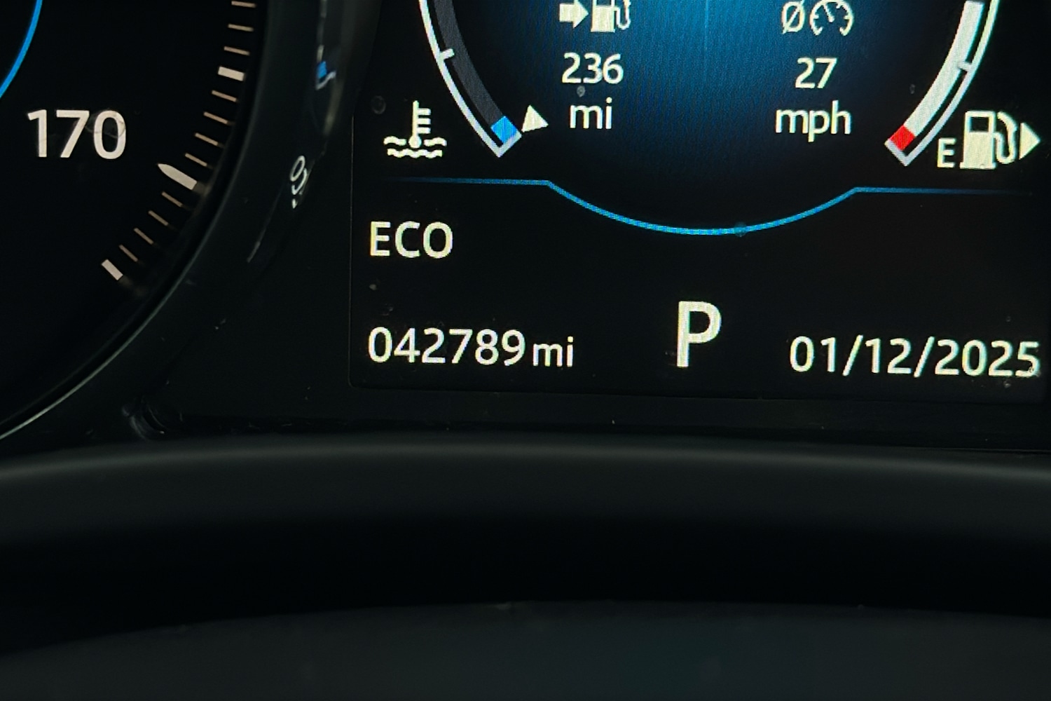 Used Jaguar XE 2017 for sale - 76732626: Photo 15