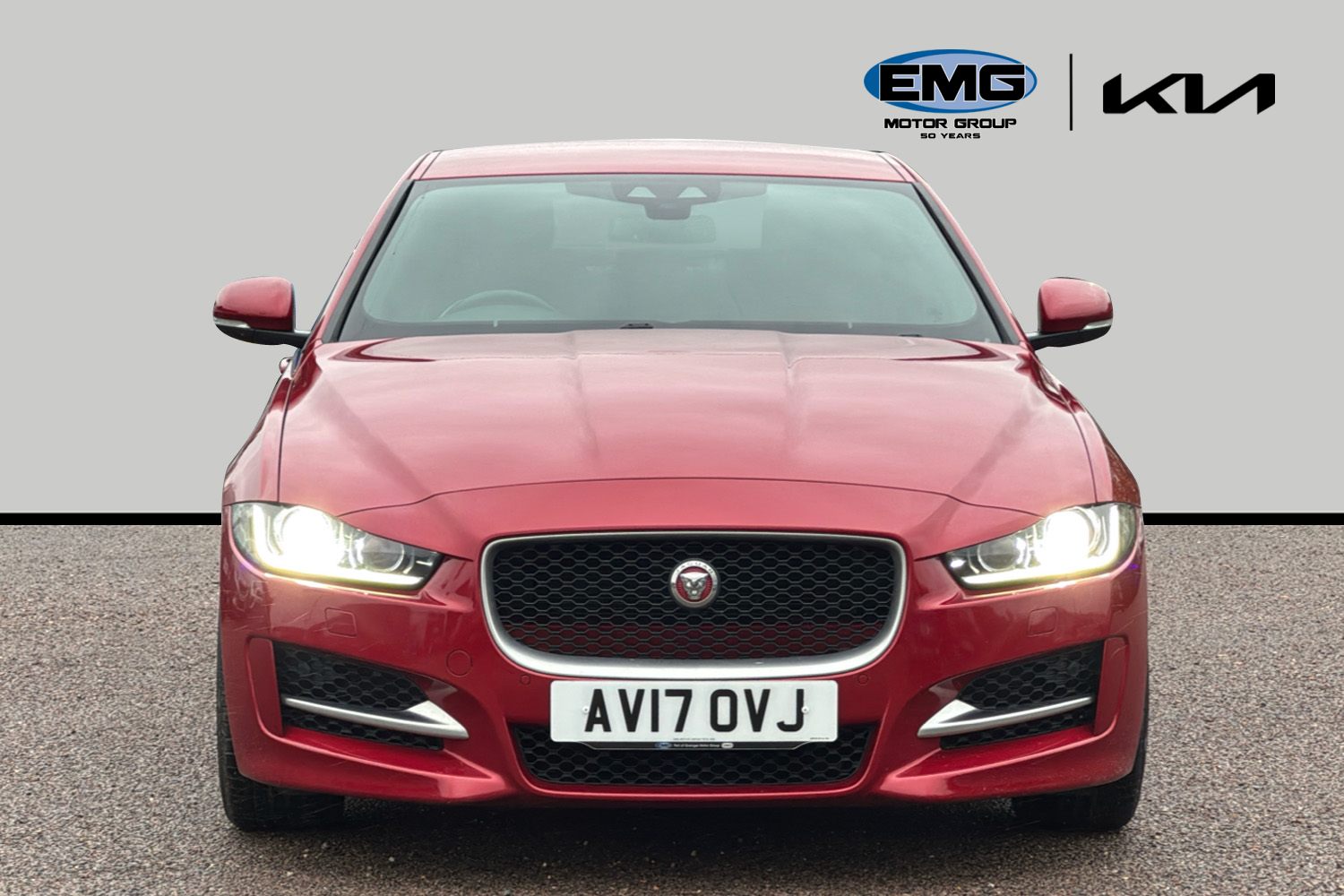 Used Jaguar XE 2017 for sale - 76732626: Photo 2