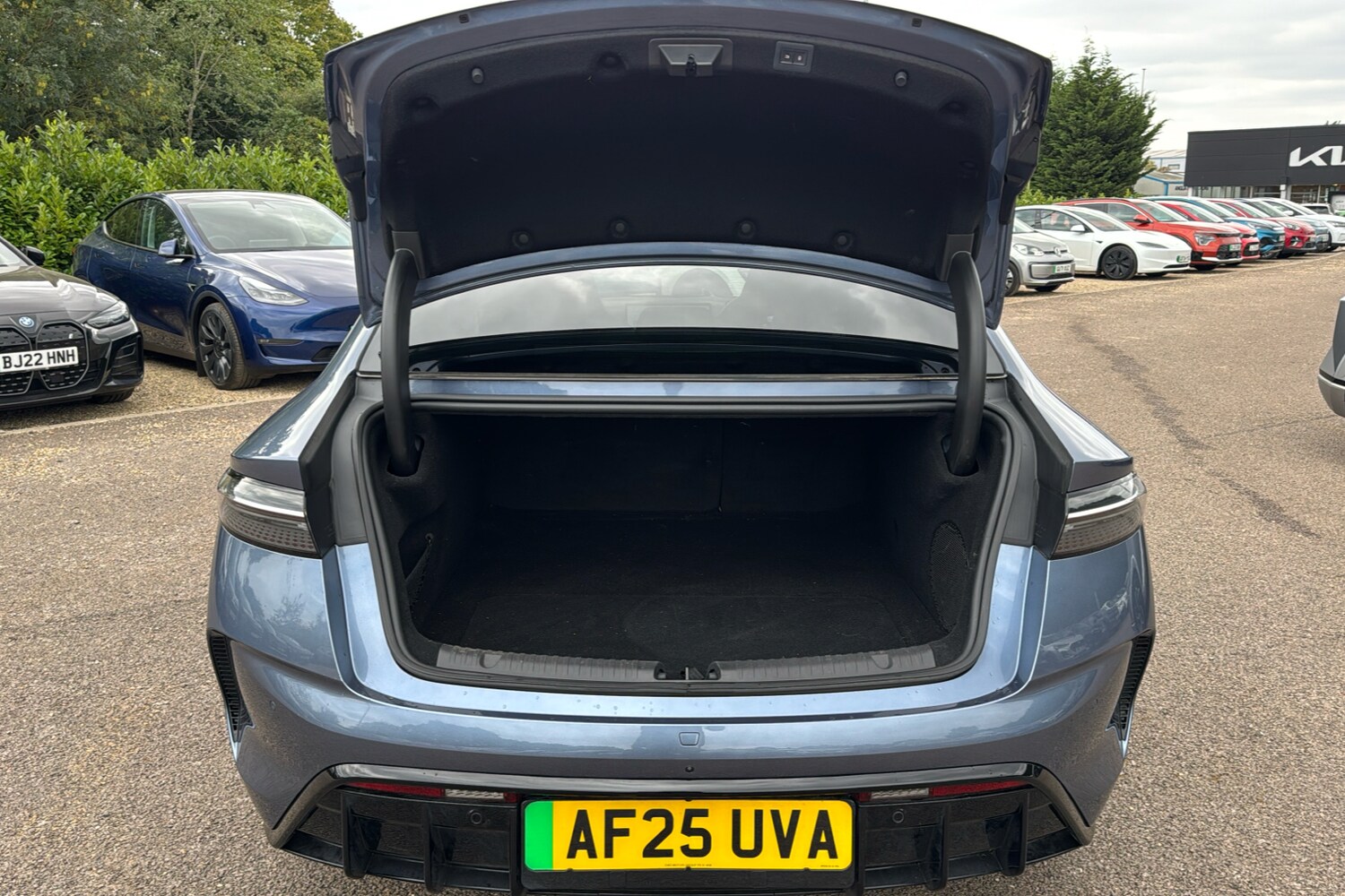 Vehicle 19