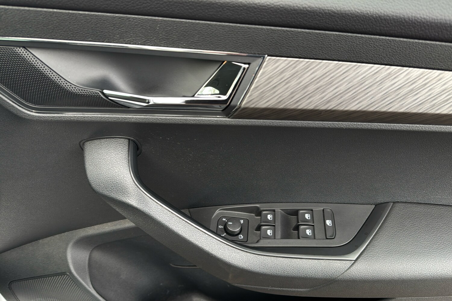 Used Skoda Karoq 2022 for sale - 76624862: Photo 46