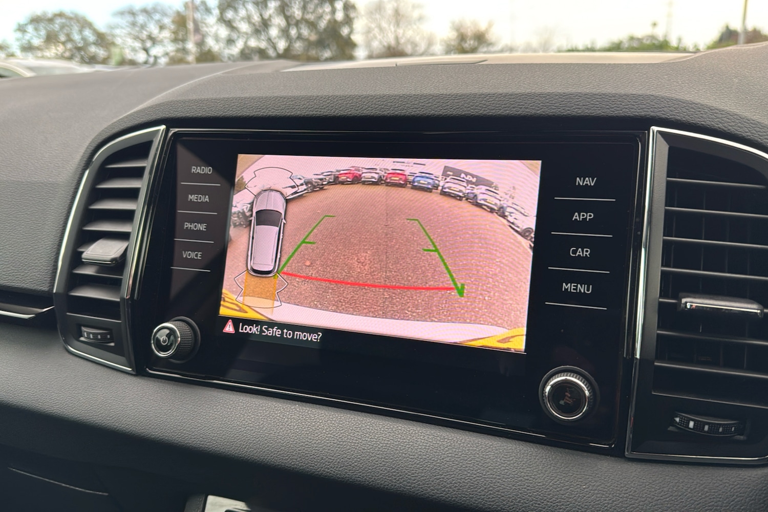 Used Skoda Karoq 2022 for sale - 76624862: Photo 47