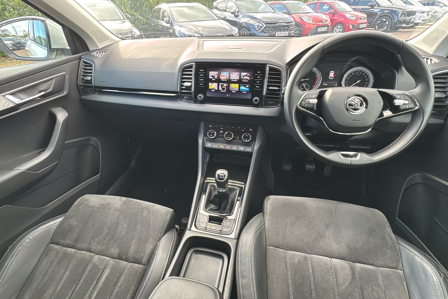 Used Skoda Karoq 2022 for sale - 76624862: Photo 9