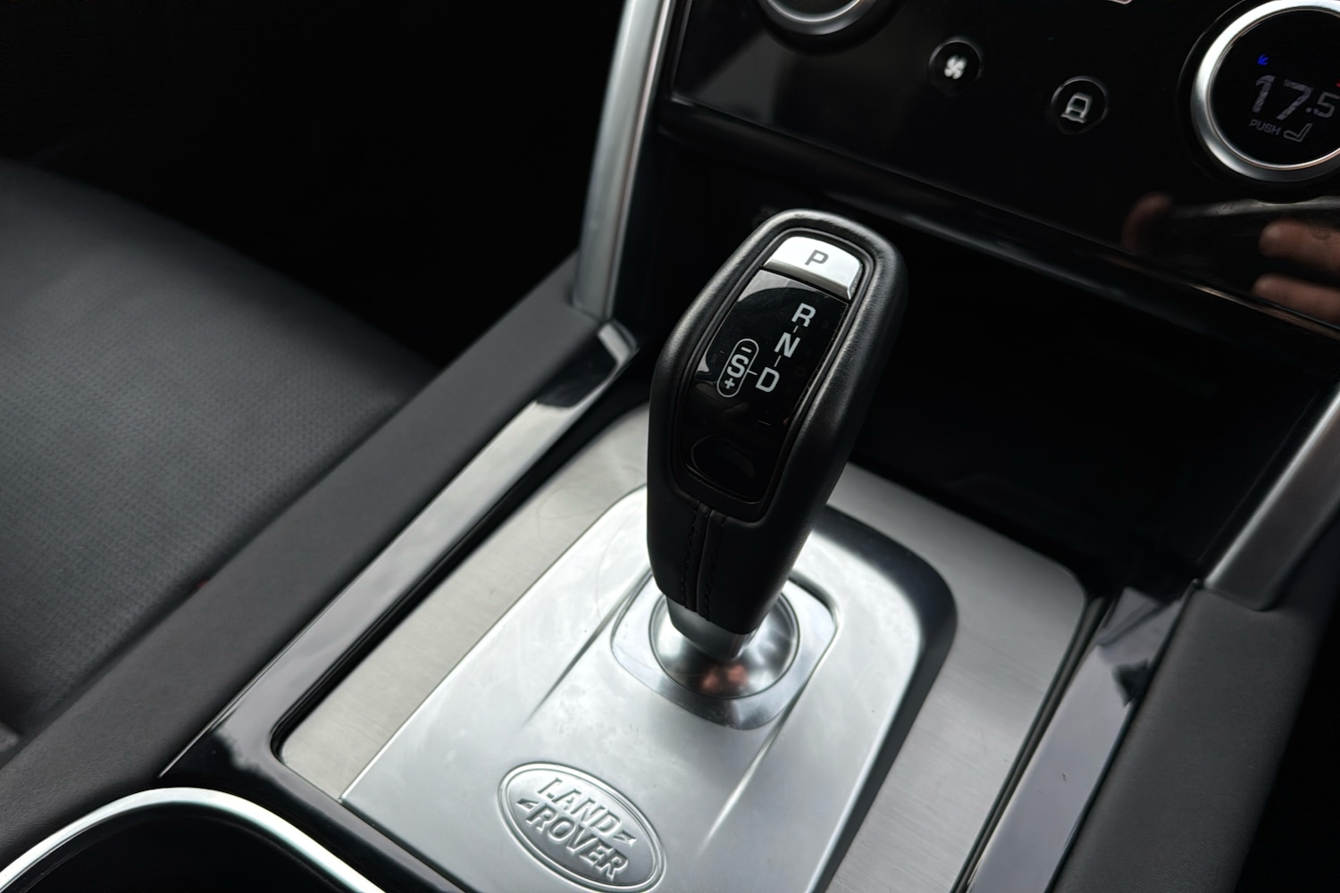 Used Land Rover Discovery Sport 2023 for sale - 76488239: Photo 13