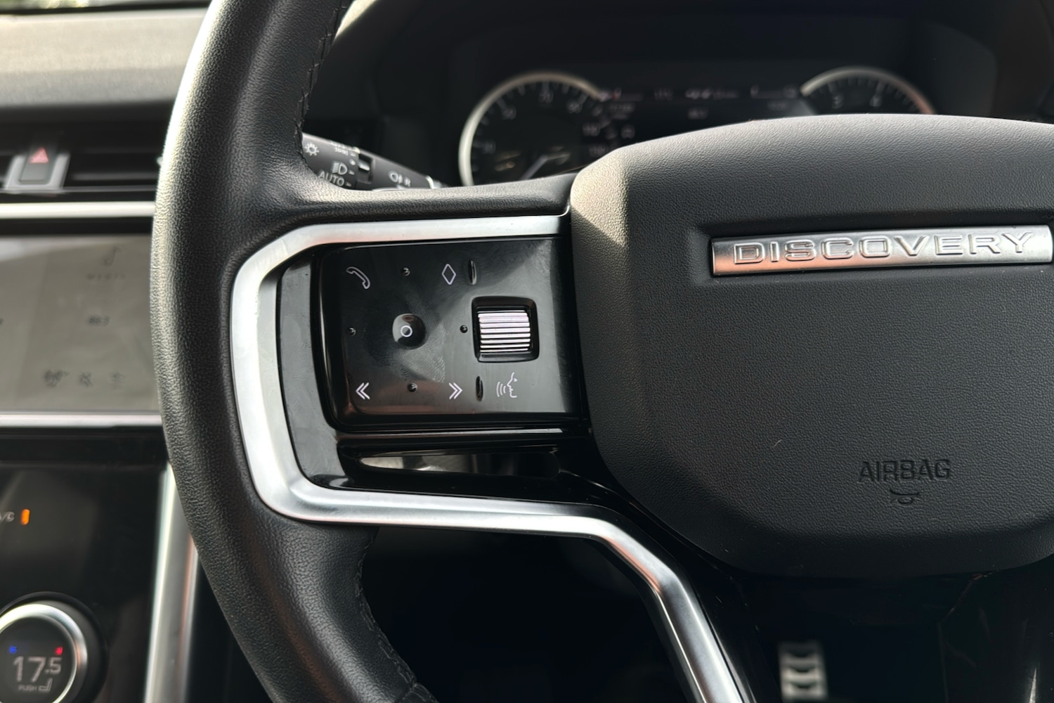 Used Land Rover Discovery Sport 2023 for sale - 76488239: Photo 17