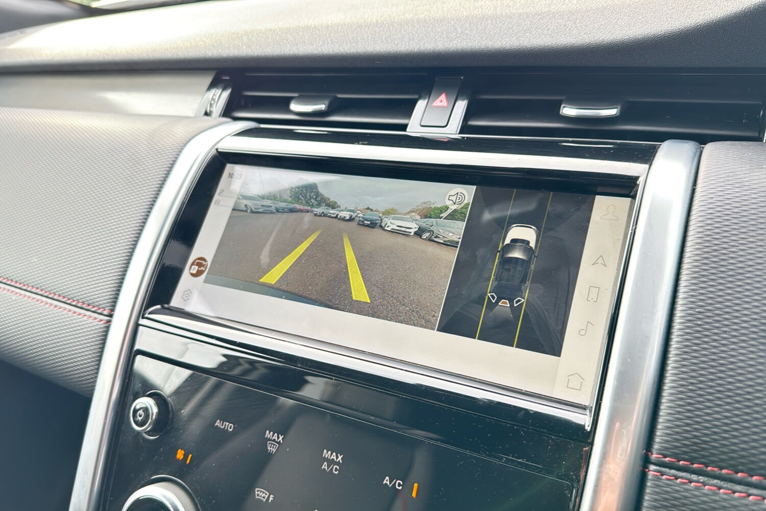 Used Land Rover Discovery Sport 2023 for sale - 76488239: Photo 47