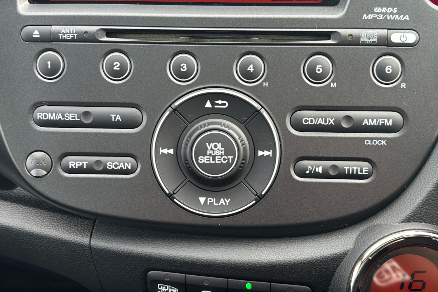 Used Honda Jazz 2014 for sale - 78027022: Photo 21