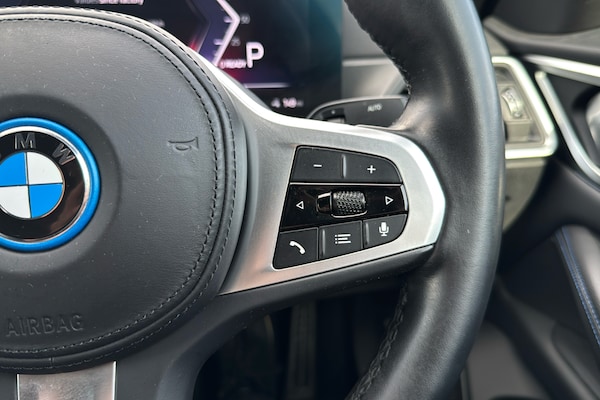 Used BMW i4 2022 for sale - 75993599: Photo 18