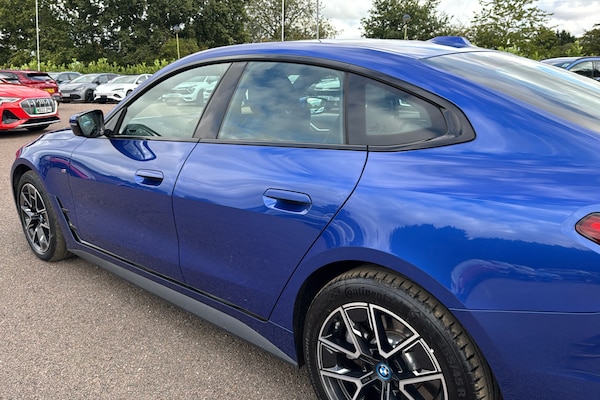 Used BMW i4 2022 for sale - 75993599: Photo 38