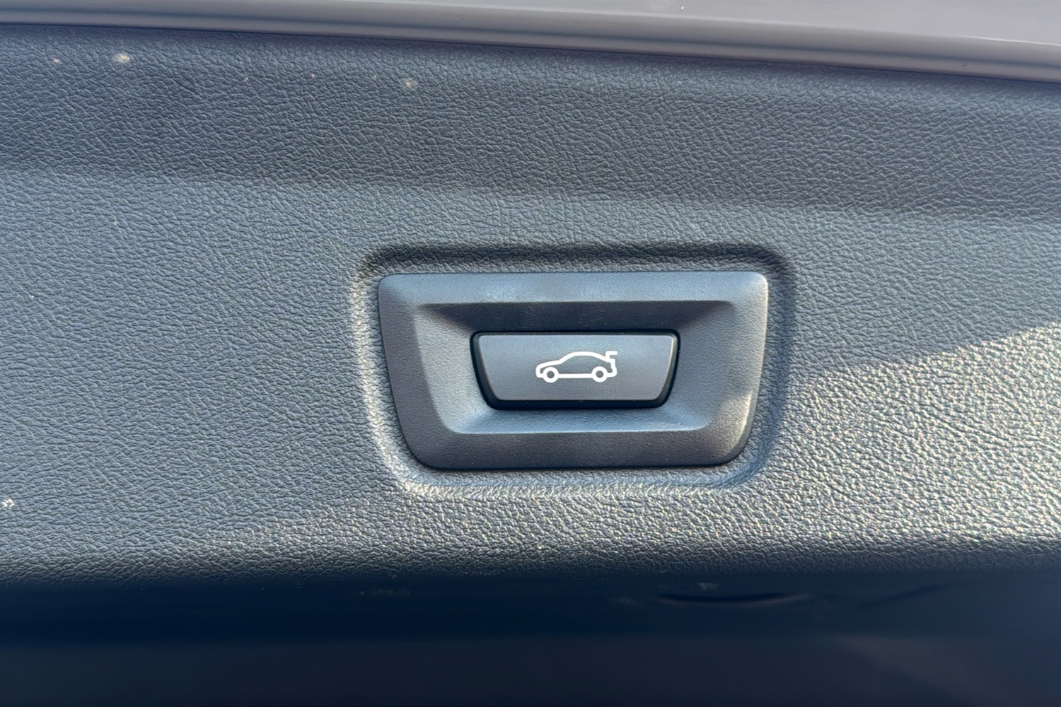 Used BMW i4 2023 for sale - 77240040: Photo 24