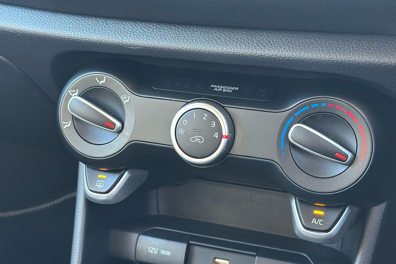 Used Kia Picanto 2022 for sale - 76316096: Photo 16