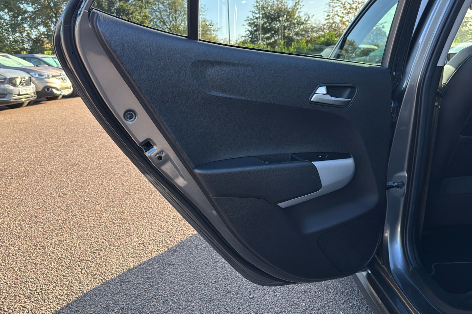Used Kia Picanto 2022 for sale - 76316096: Photo 35