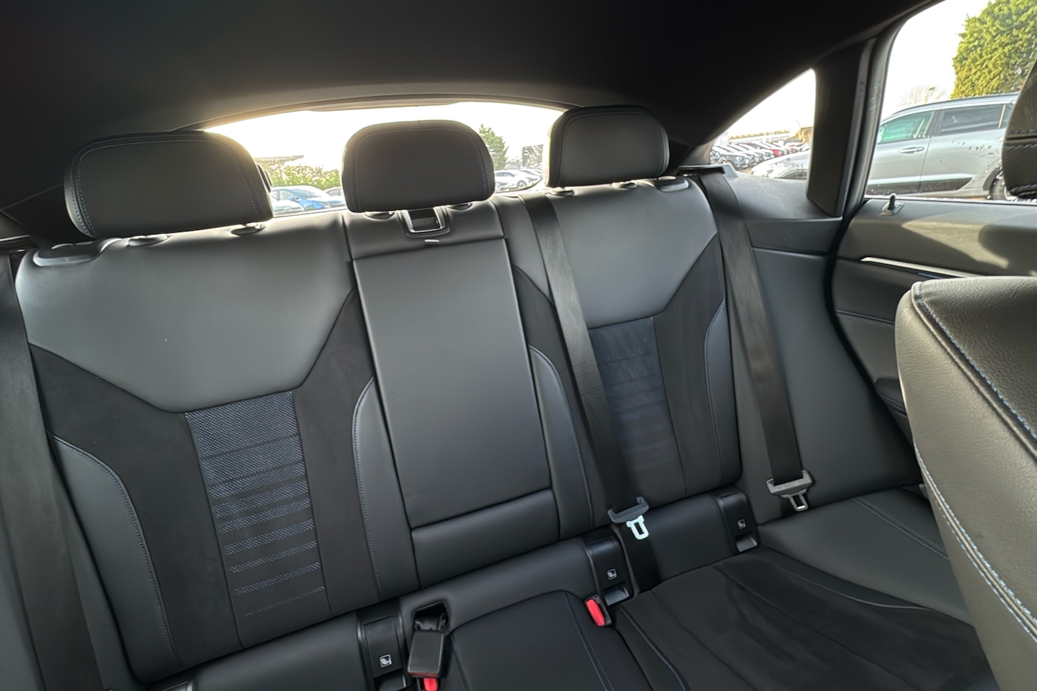 Used BMW i4 2022 for sale - 77135236: Photo 12