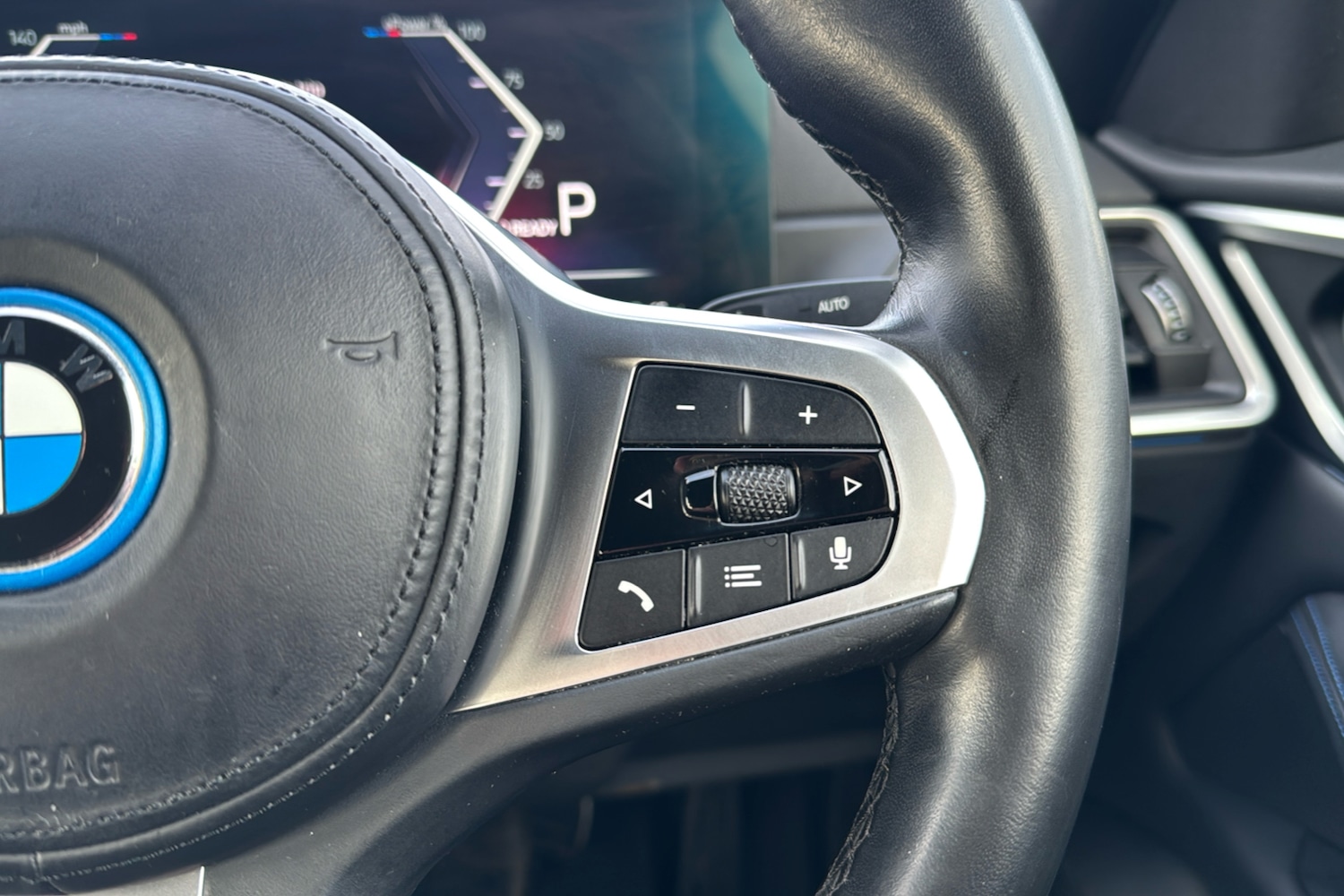 Used BMW i4 2022 for sale - 77135236: Photo 18