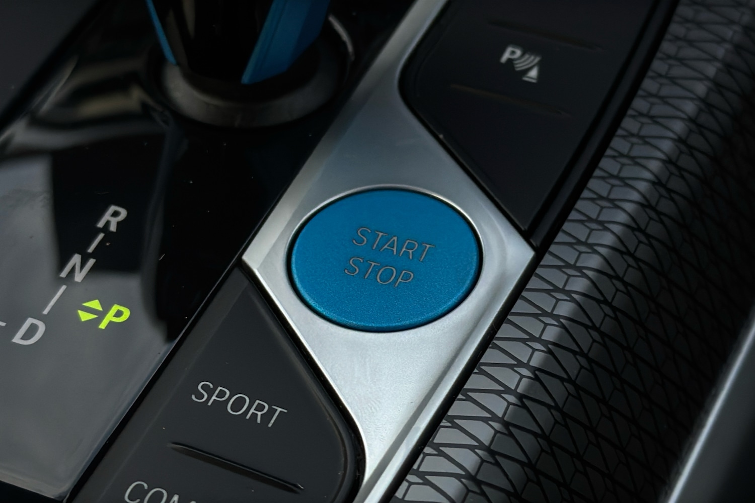 Used BMW i4 2022 for sale - 77135236: Photo 23