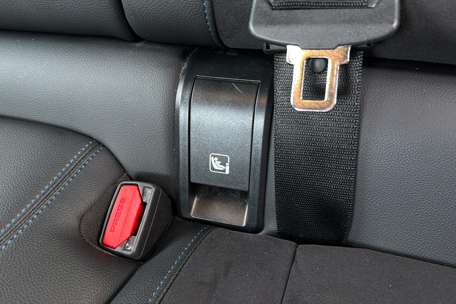 Used BMW i4 2022 for sale - 77135236: Photo 39