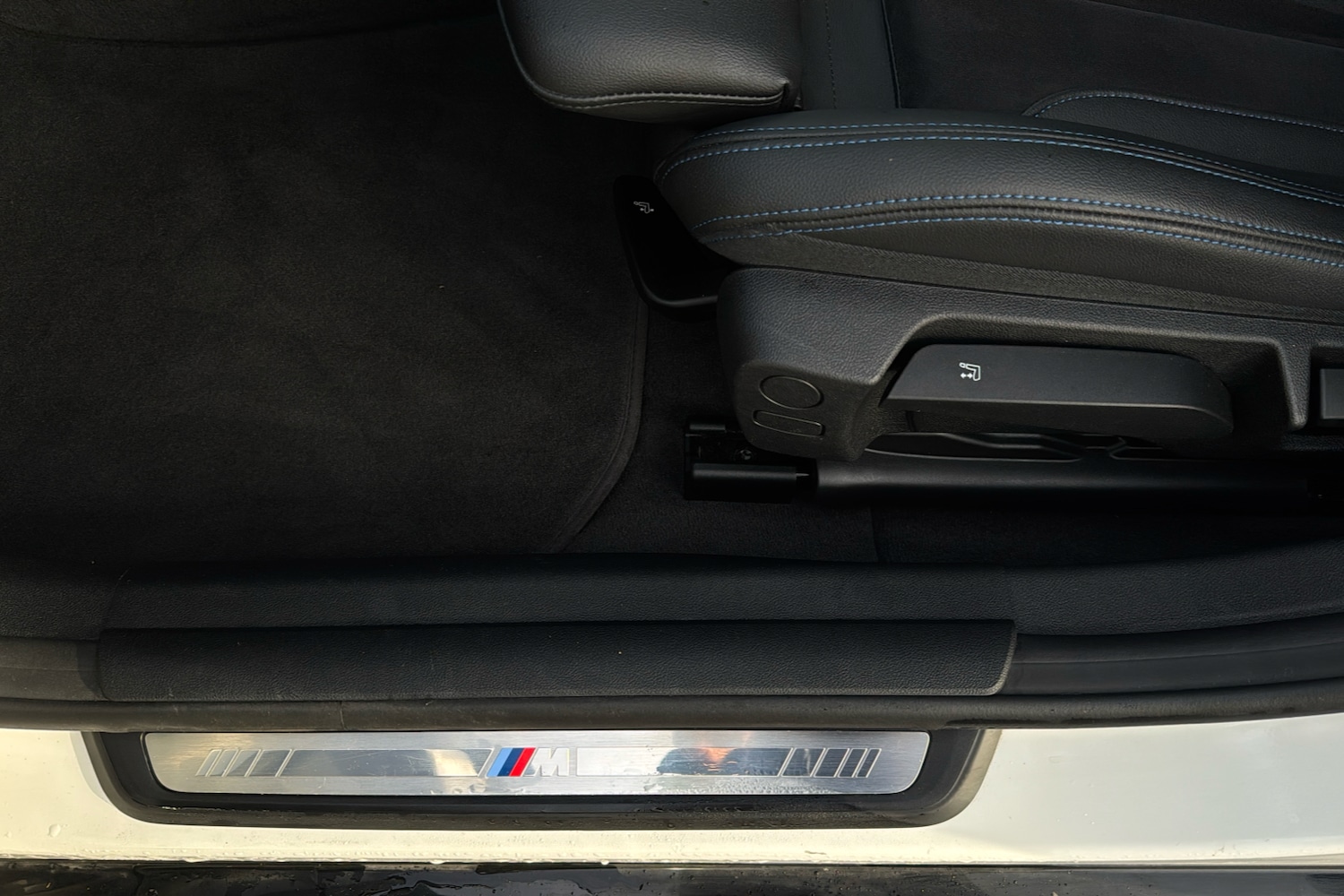 Used BMW i4 2022 for sale - 77135236: Photo 43