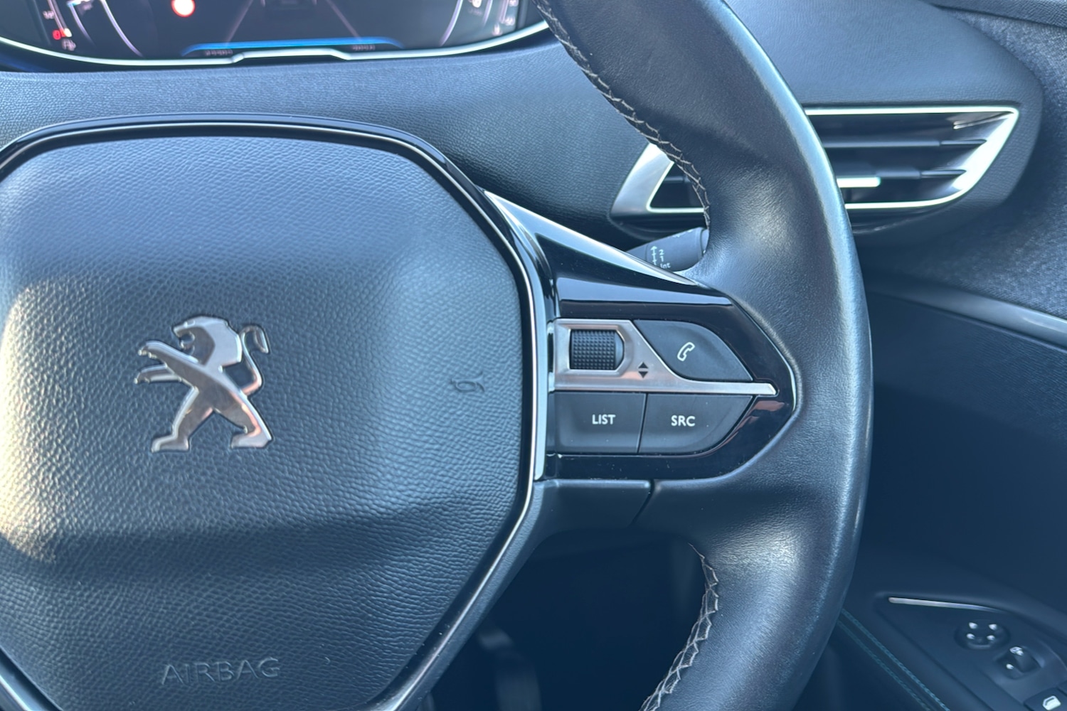 Used Peugeot 5008 2021 for sale - 77179251: Photo 18