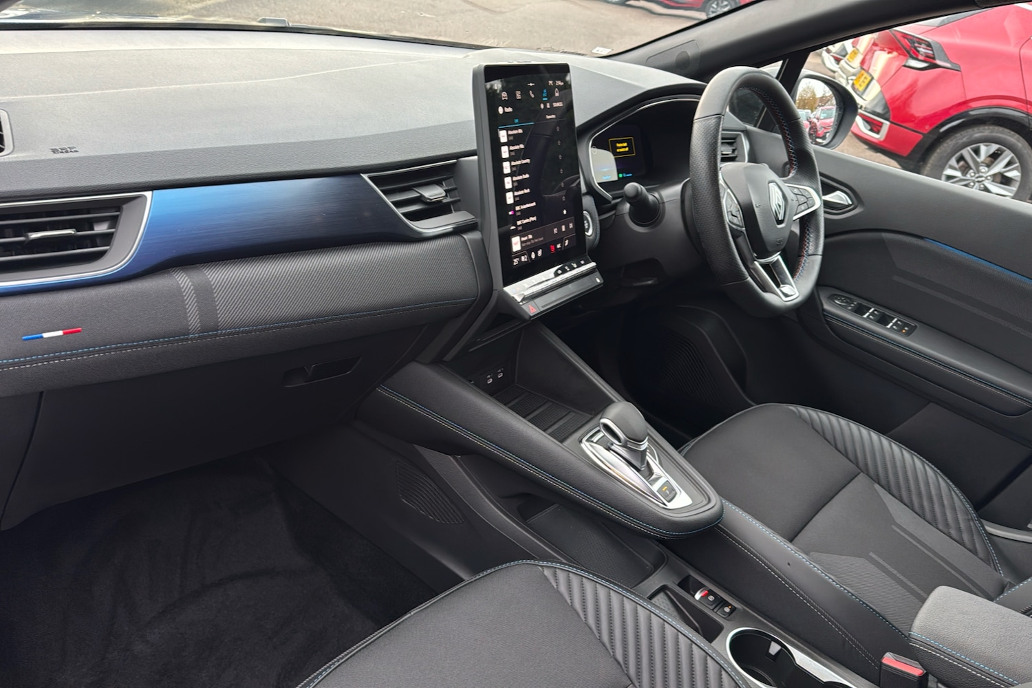 Used Renault Captur 2025 for sale - 77196320: Photo 11