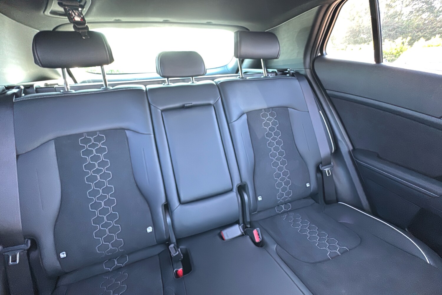 Kia Sportage 1.6 H T Gdi Gt Line Suv 5dr Petrol Hybrid Auto Euro 6 s/s 207 Bhp - Picture 12 of 24