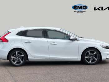 Used Volvo V40 2016 for sale - 74824188: Photo