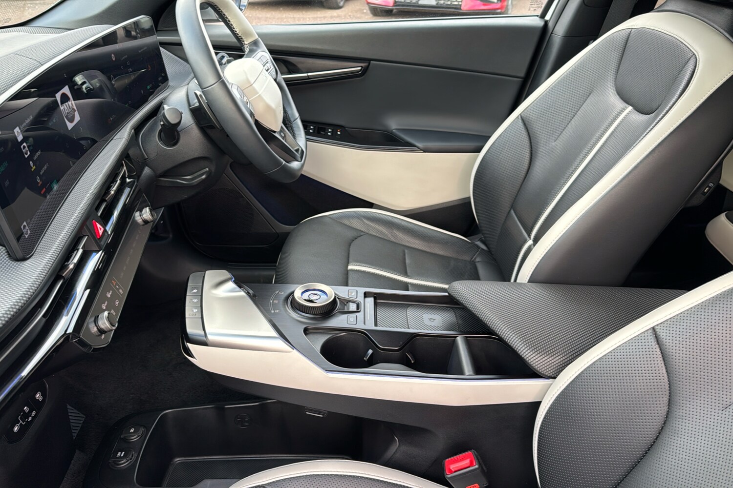 Used Kia EV6 2025 for sale - 77219930: Photo 42