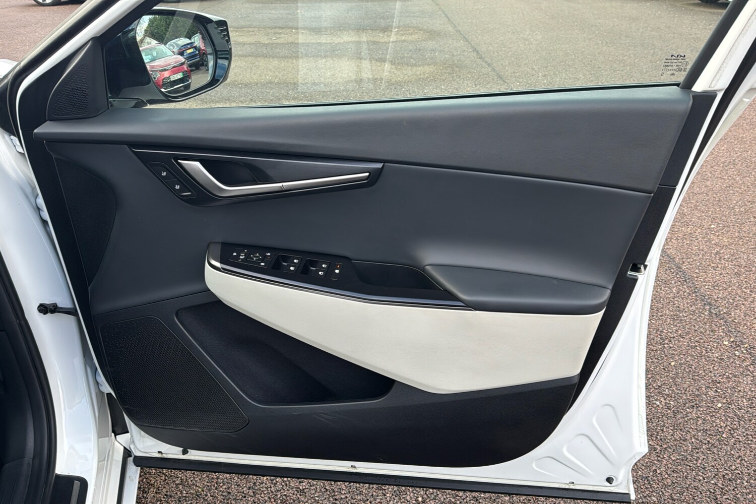 Used Kia EV6 2025 for sale - 77219930: Photo 43