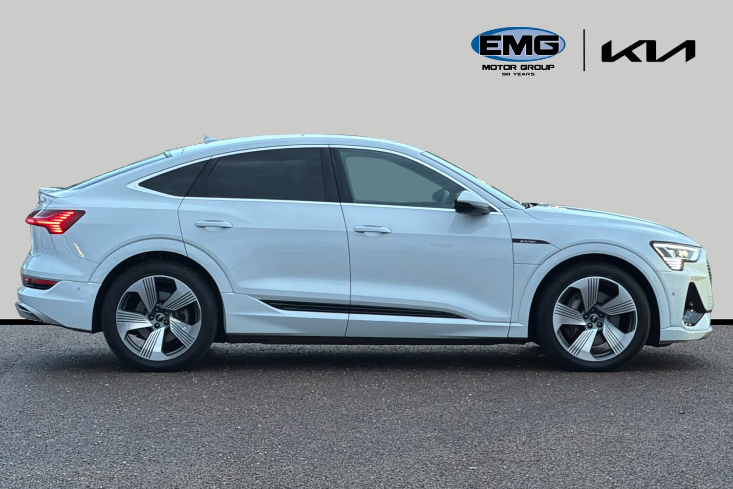 Used Audi e-tron 2022 for sale - 77069756: Photo 4