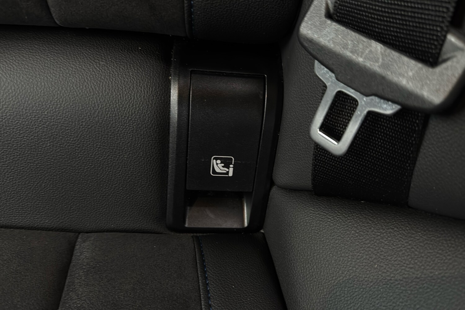 Used BMW i4 2022 for sale - 77135242: Photo 39