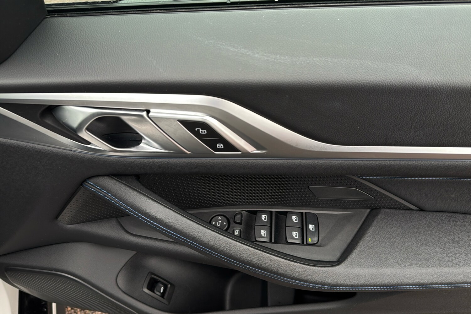 Used BMW i4 2022 for sale - 77135242: Photo 46