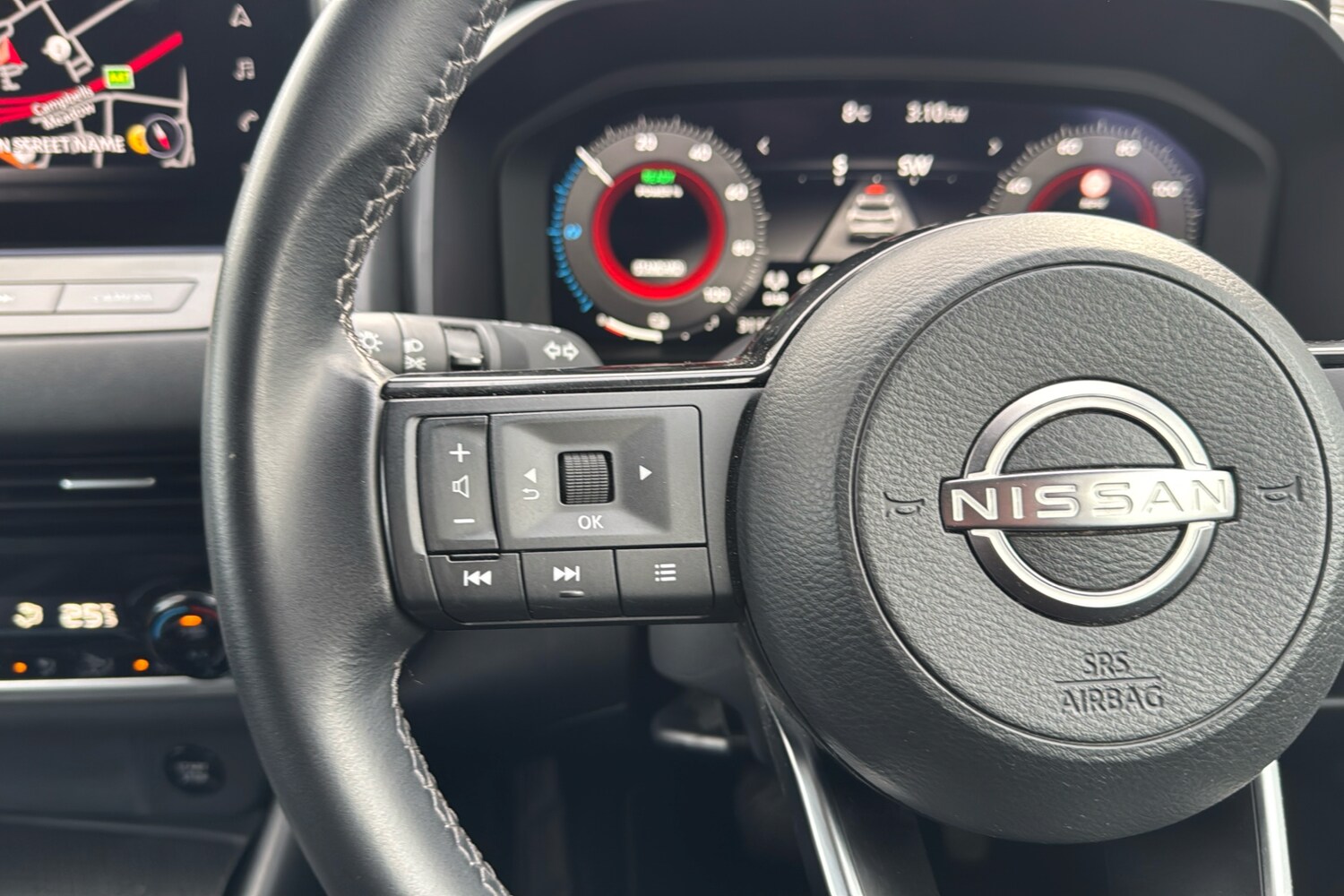 Used Nissan Qashqai 2023 for sale - 77699098: Photo 17