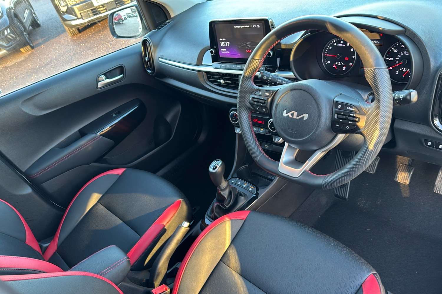 Used Kia Picanto 2023 for sale - 76611012: Photo 10