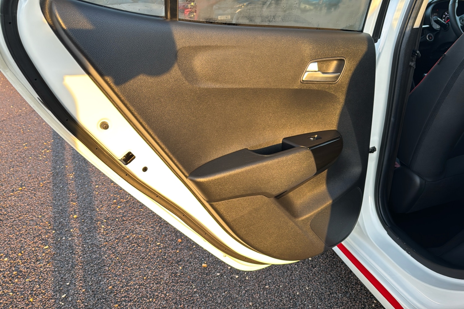 Used Kia Picanto 2023 for sale - 76611012: Photo 37