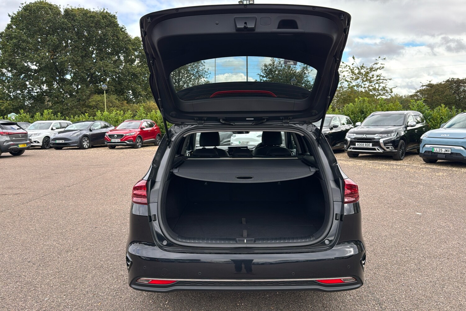 Used Kia Ceed 2025 for sale - 76169843: Photo 19