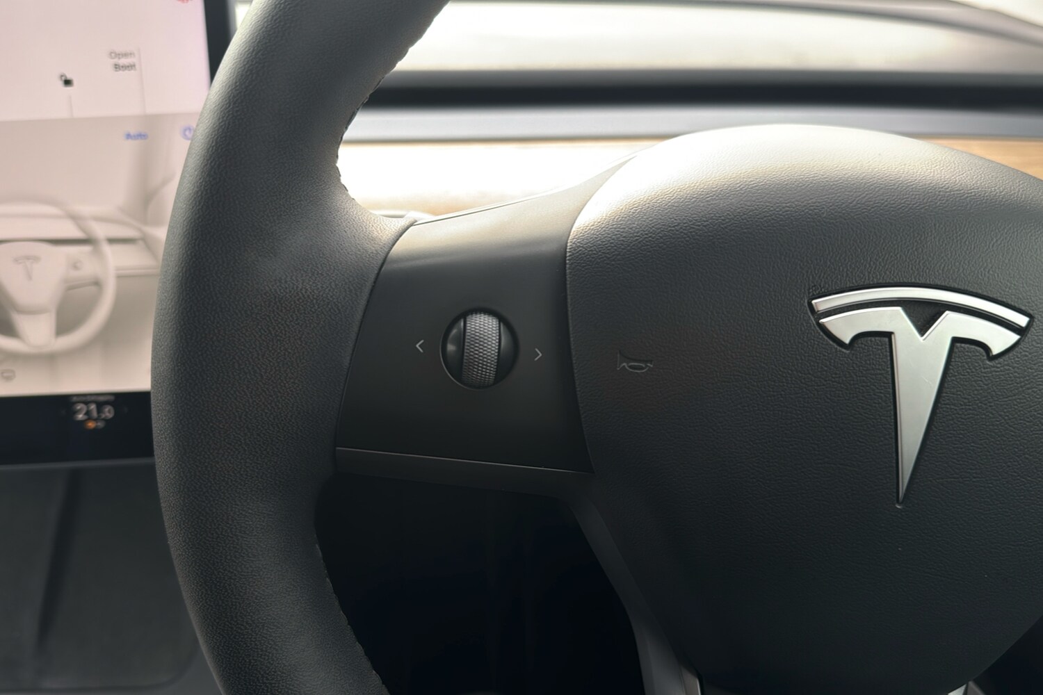 Used Tesla Model 3 2021 for sale - 77443825: Photo 17