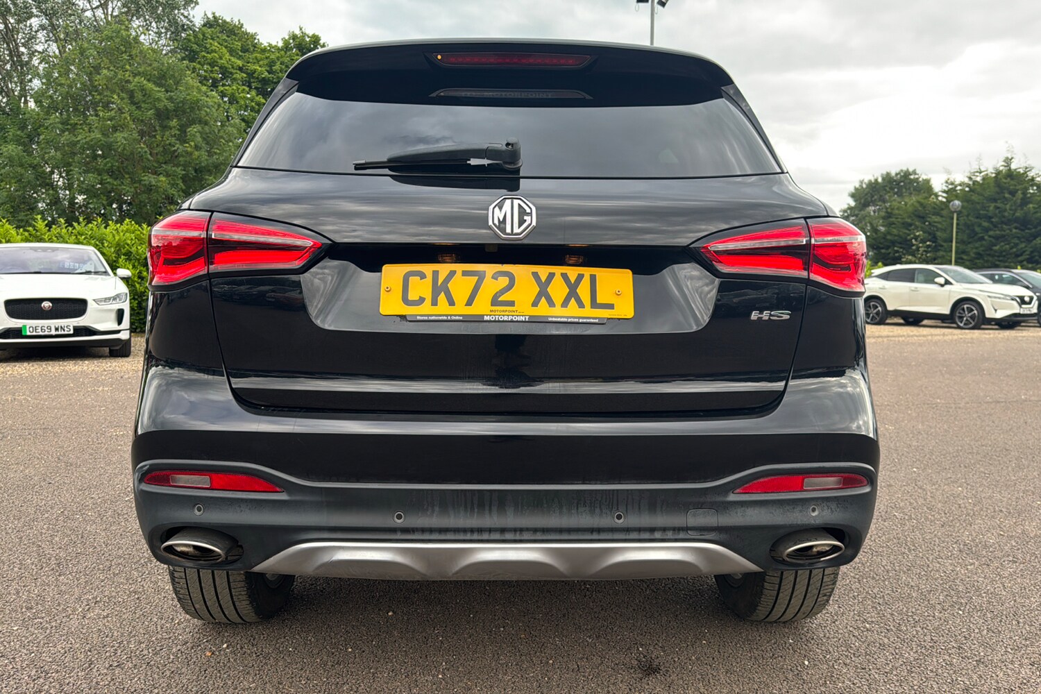 Vehicle 28